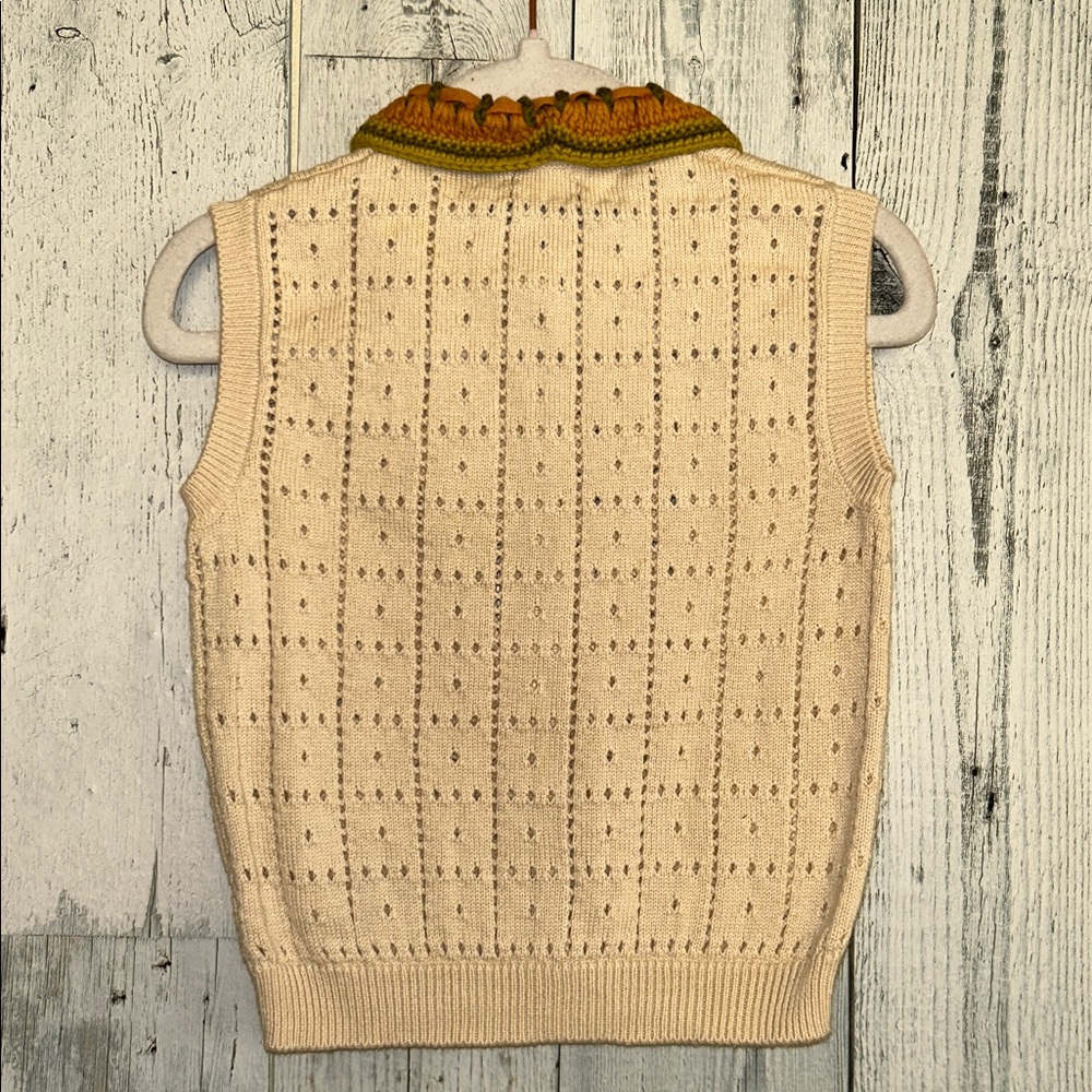 Misha & Puff Cream Knit Vest with Orange Collar - Picture 3 of 4